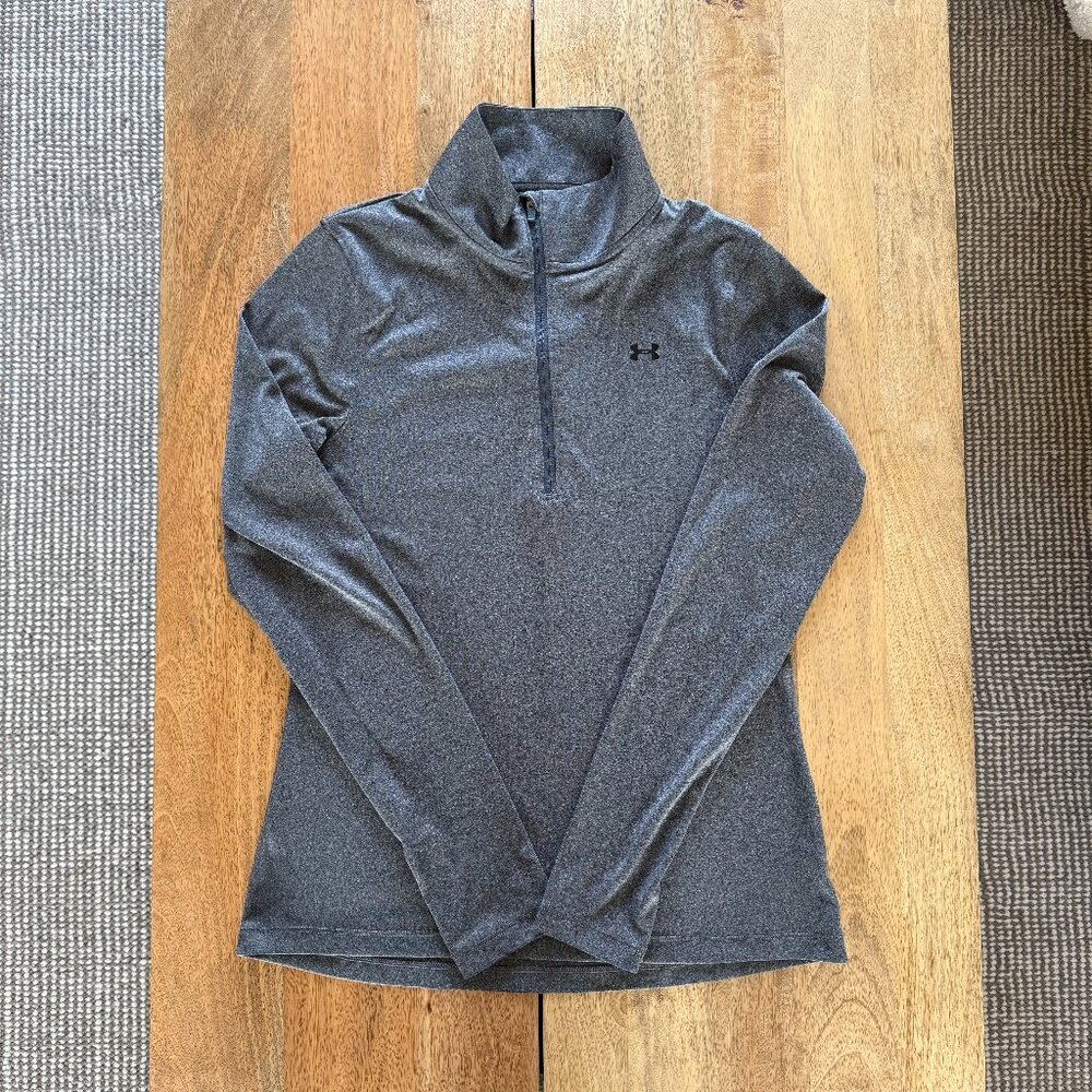 Under Armour Women's Semi-Fitted Quarter Zip - Size MD